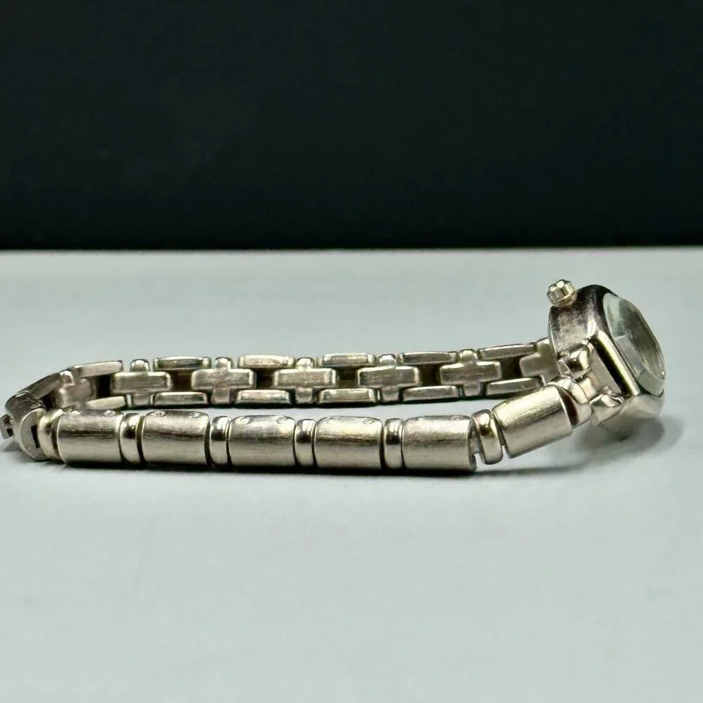 3/$30 Gloria Vanderbilt Watch Women Silver Tone Link Bracelet New Battery 7